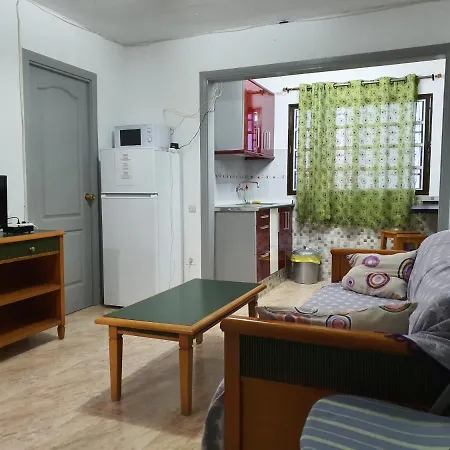 Full Flats And With Shared Toilet Wifi Free San Fernando * 普拉亚戴尔雷安格莱斯