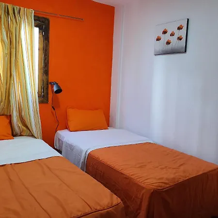 公寓 Full Flats And With Shared Toilet Wifi Free San Fernando 普拉亚戴尔雷安格莱斯